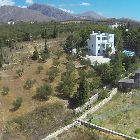 Plakias Vila Lefkogeia